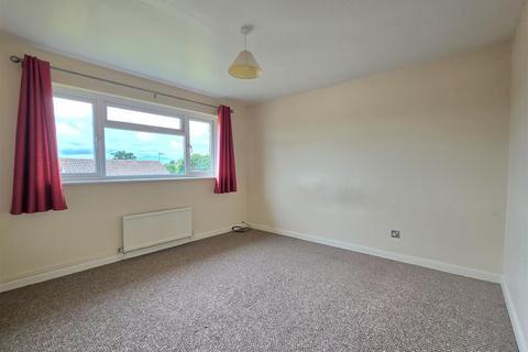 27 Hendingham Close, Tuffley, Gloucester, GL4 0XS