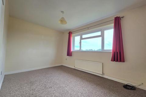 27 Hendingham Close, Tuffley, Gloucester, GL4 0XS