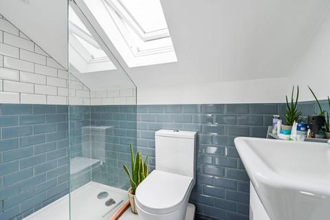 1 bedroom flat to rent, Wood Street, Walthamstow, E17