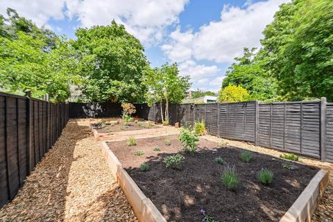 1 bedroom flat to rent, Wood Street, Walthamstow, E17