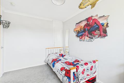 48 Grainger Close, Basingstoke, RG22 4DZ