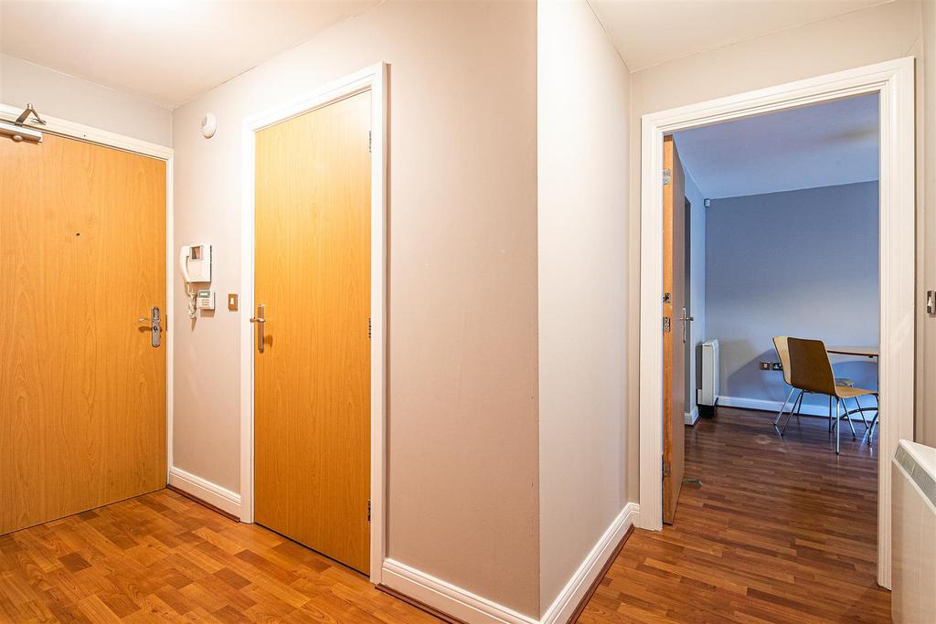  W171499 copy.jpg