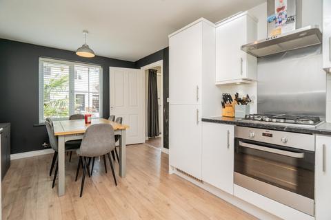 3 bedroom detached house for sale, Alderney Avenue, Newton Leys, Milton Keynes, MK3