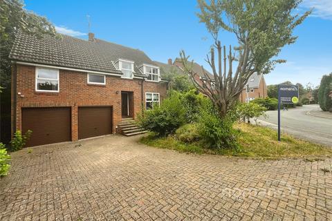 4 bedroom detached house for sale, Horseguards Drive, Maidenhead, Berkshire