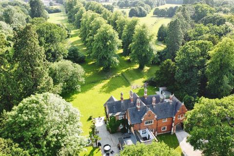 6 bedroom detached house for sale, Ashlawn Road, Rugby, Warwickshire CV22 5QG