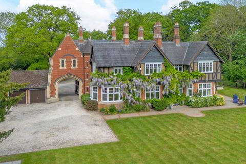 6 bedroom detached house for sale, Ashlawn Road, Rugby, Warwickshire CV22 5QG