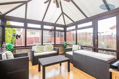 4 bedroom detached house for sale, Farnaby Gardens, High Green, Sheffield