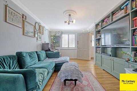 26 Sheldrick Link, Springfield, Chelmsford, CM2 6GJ