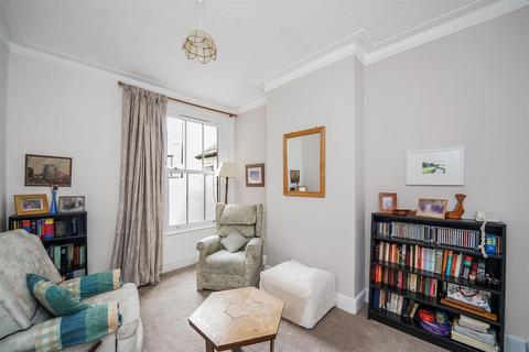 3 bedroom terraced house for sale, Gladstone Avenue, London N22