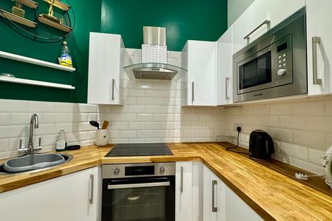 Studio to rent, Flat 3 53A David Place, St Helier