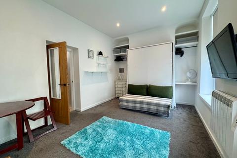 Studio to rent, Flat 3 53A David Place, St Helier