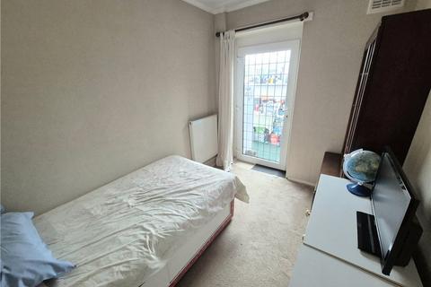 11a Avalon Close, Orpington, BR6 9BS