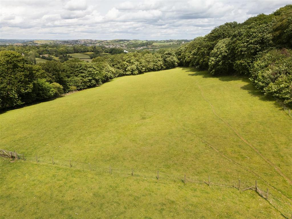 Bramleys Estate Agents - Farnley Tyas - Huddersfie