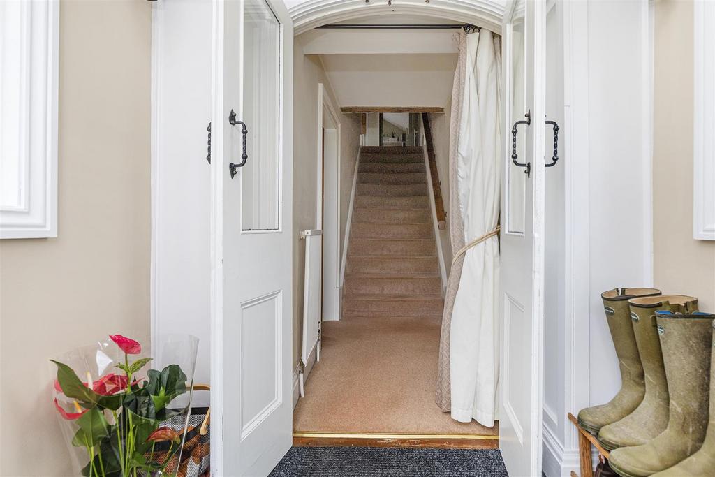Bramleys Estate Agents - Farnley Tyas - Huddersfie