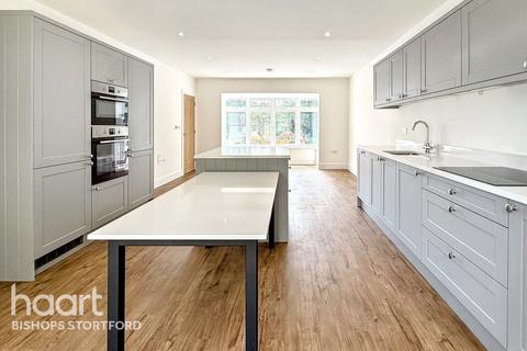 4 bedroom chalet for sale, Bishops Stortford CM22