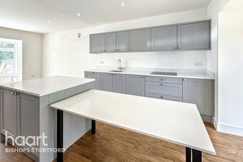 4 bedroom chalet for sale, Bishops Stortford CM22
