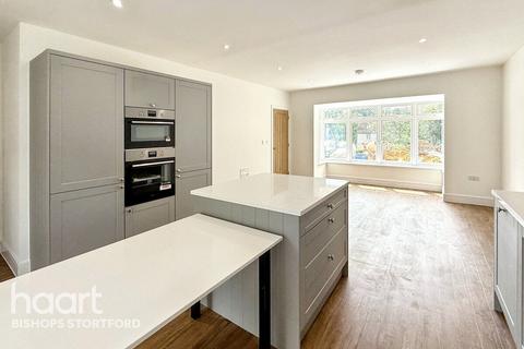 4 bedroom chalet for sale, Bishops Stortford CM22