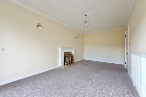 2 bedroom flat for sale, Fitzwilliam Court, Warren Lane, Chapeltown, S35 2YA