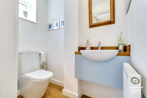 11 The Parchments, Lichfield, WS13 7NA