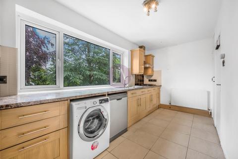2 bedroom apartment for sale, St Anns Court, Sunningford Road, Hendon, NW4