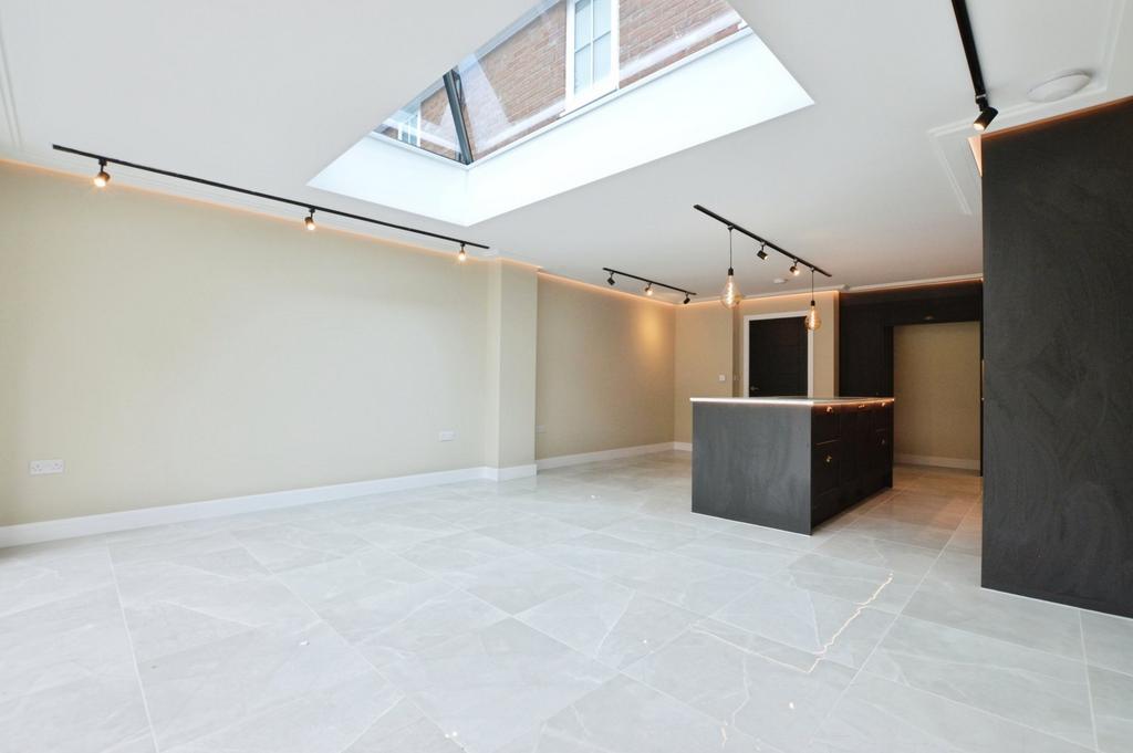 Reception/Kitchen