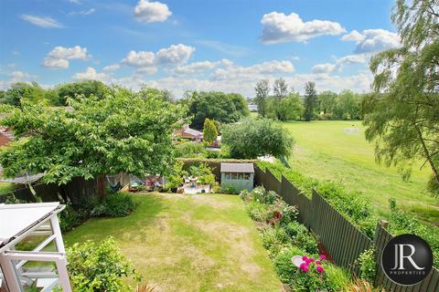 4 bedroom detached house for sale, Chase Side Drive, Rugeley WS15