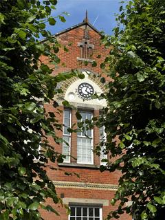 13 Cardwells Keep, Guildford, GU2 9PD
