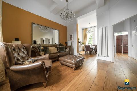 13 Cardwells Keep, Guildford, GU2 9PD