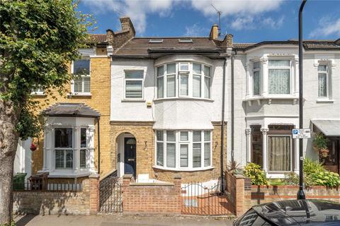 67 Park Grove Road, London, E11 4PT
