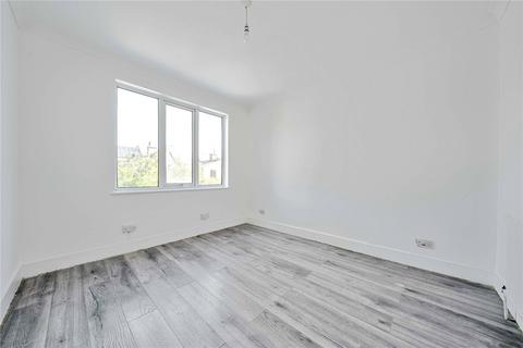 67 Park Grove Road, London, E11 4PT