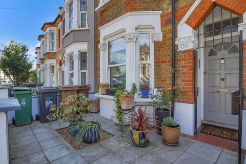 Dawlish Road, London, E10