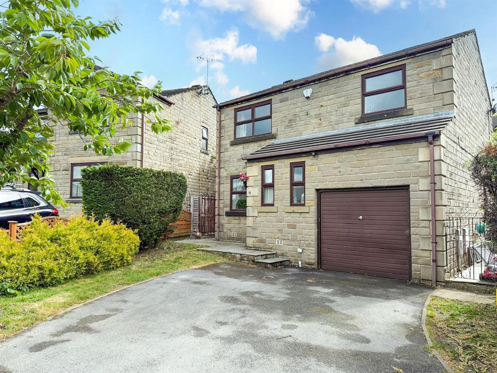 Four bed detached house, Silsden 1