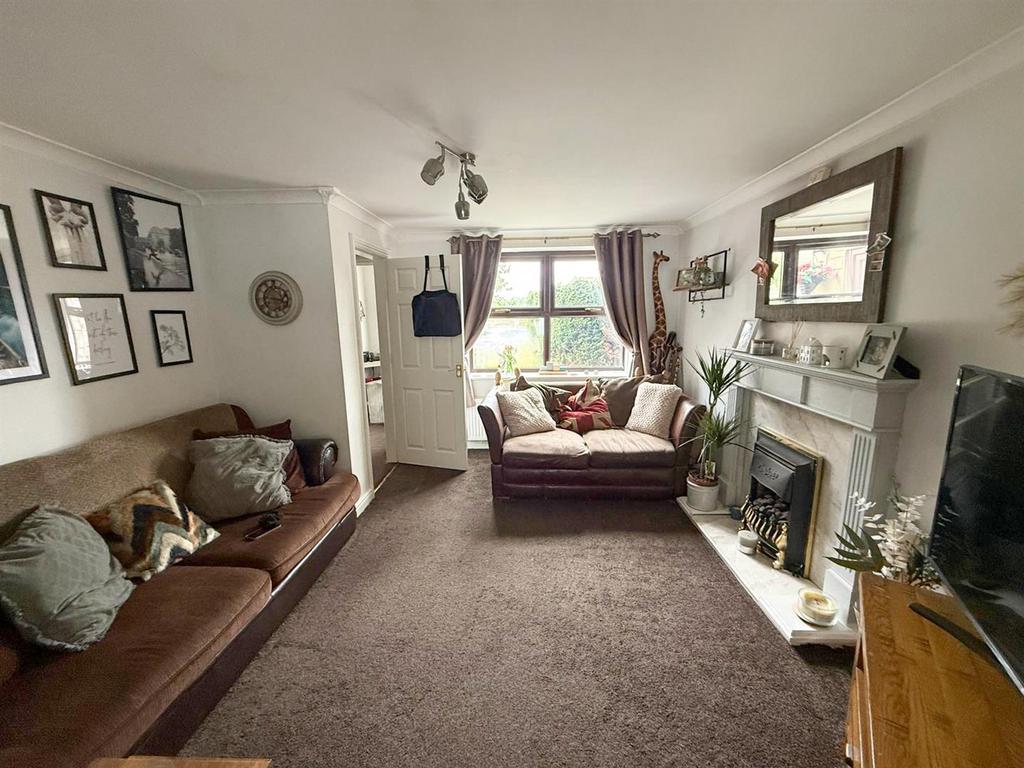 Four bed detached house, Silsden 8