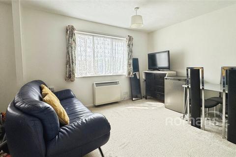Studio for sale, Verona Close, Uxbridge