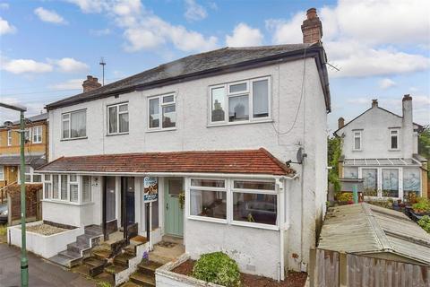 2 bedroom ground floor maisonette for sale, Caledon Road, Wallington, Surrey