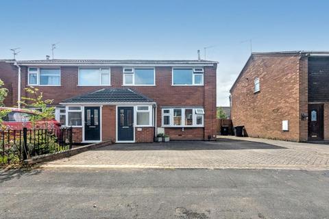 25 Burnaby Close, Nuneaton, CV10 9JX