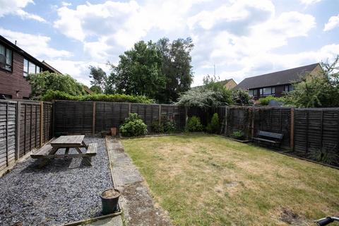 16c Nunhead Green, London, SE15 3QF