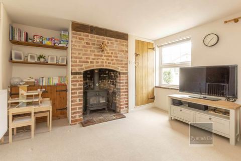 2 bedroom semi-detached house for sale, The Street, Norwich NR14
