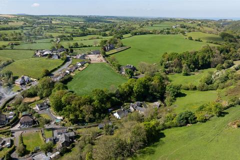 undefined, Llangwyryfon