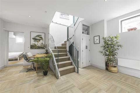 undefined, May Road, Twickenham, TW2