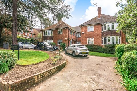 1a Hill Crest, Surbiton, KT6 6JX
