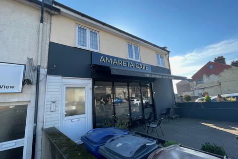 1 bedroom flat for sale, 53B River View, Chadwell St. Mary, Grays, Essex RM16 4BJ