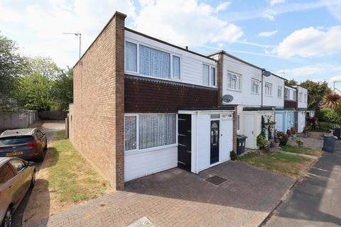 Juniper Square, Havant