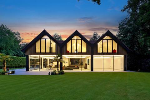 undefined, Finch Lane, Amersham, Buckinghamshire, HP7
