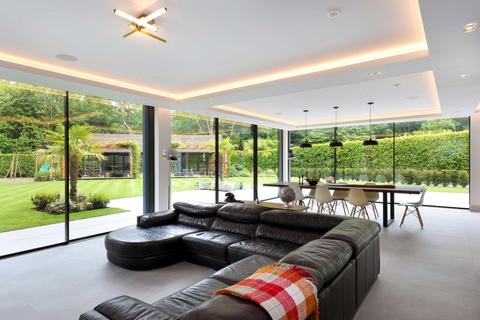undefined, Finch Lane, Amersham, Buckinghamshire, HP7