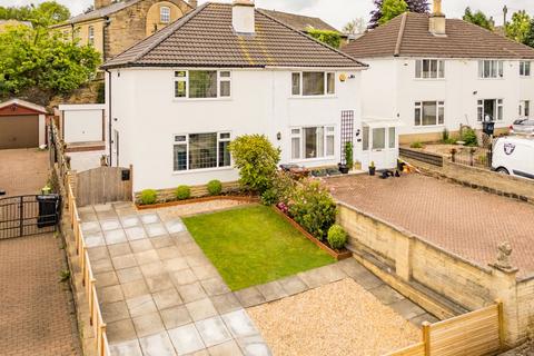 5 Driftholme Road, Drighlington, Bradford, BD11 1LR