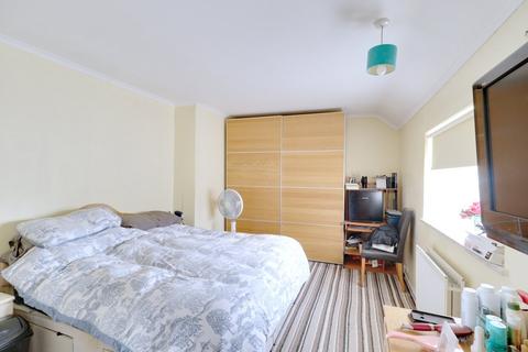 15 Fairham Avenue, South Ockendon, RM15 5NP