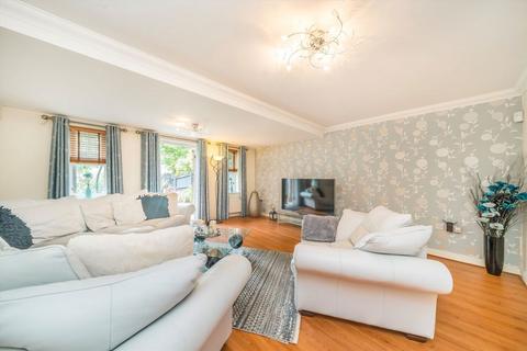 undefined, Osier Crescent, London N10