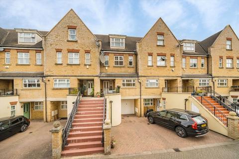 undefined, Osier Crescent, London N10