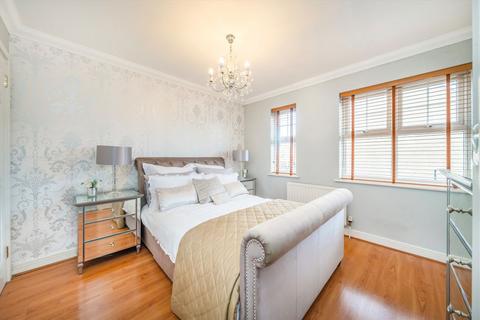 undefined, Osier Crescent, London N10